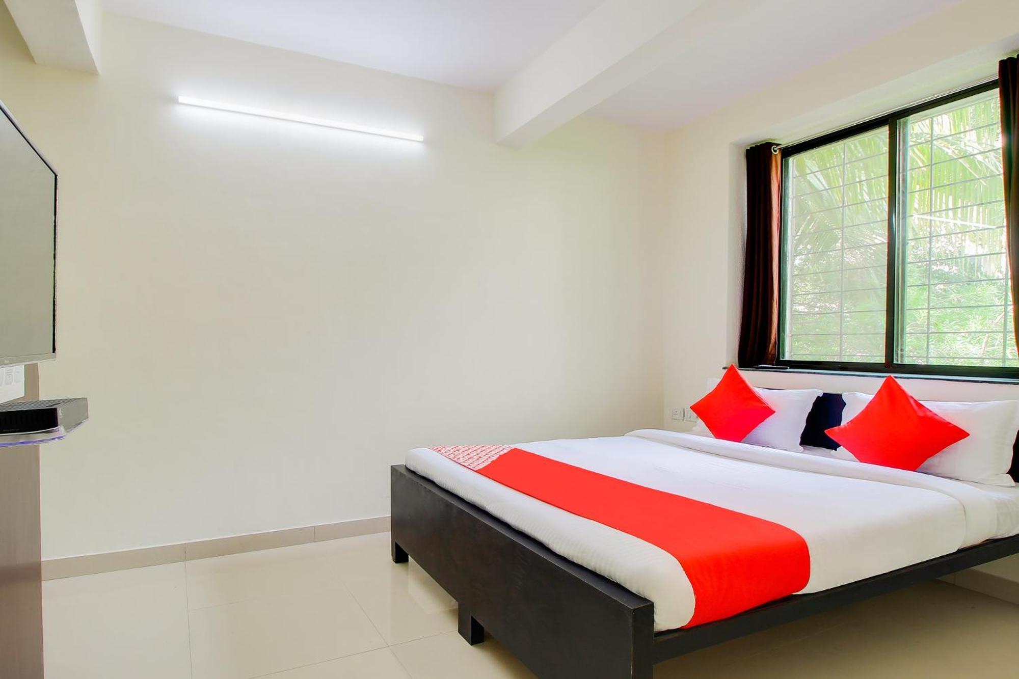 Hotel O Galaxy Near Inox Pune Esterno foto