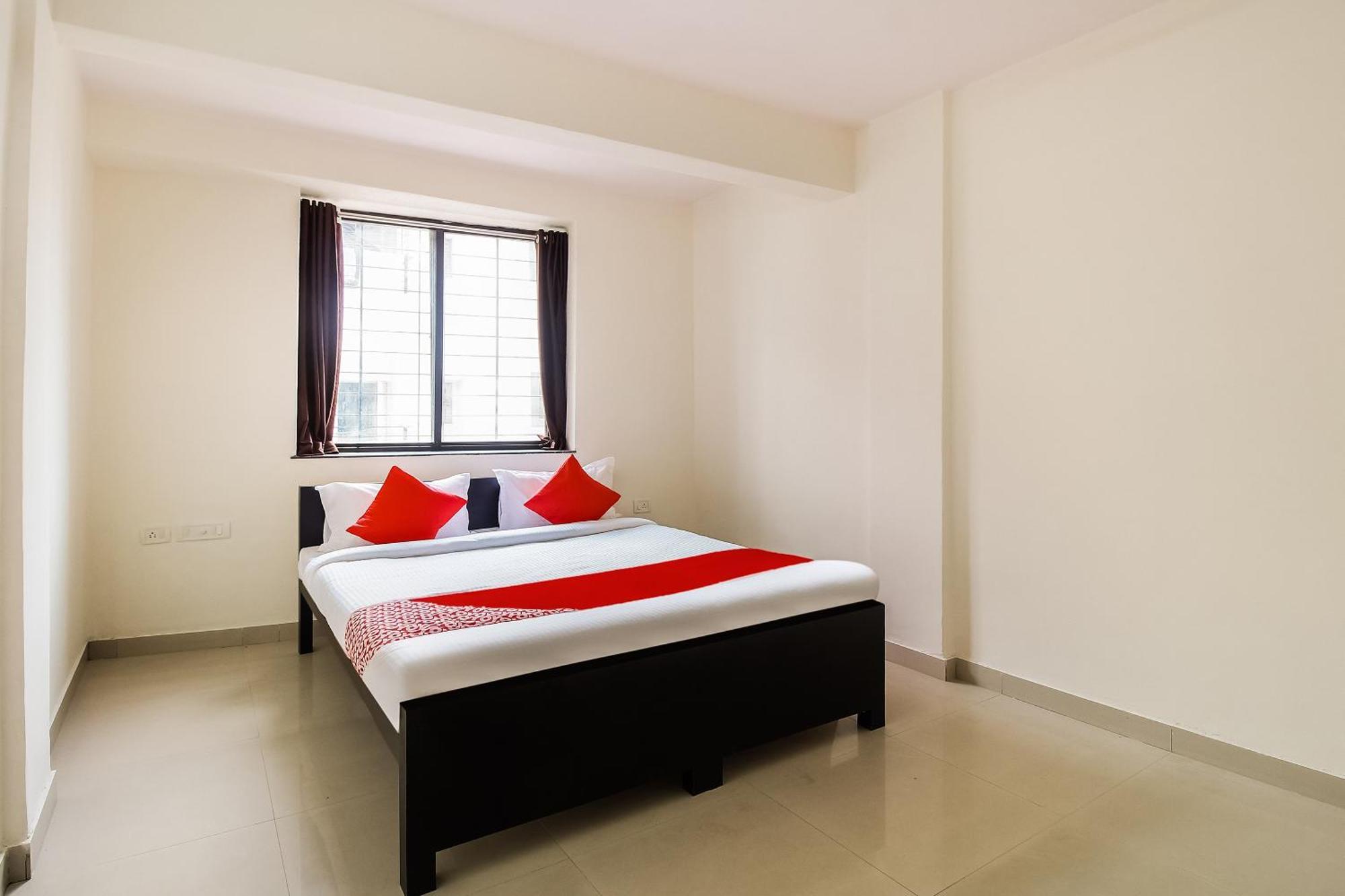 Hotel O Galaxy Near Inox Pune Esterno foto