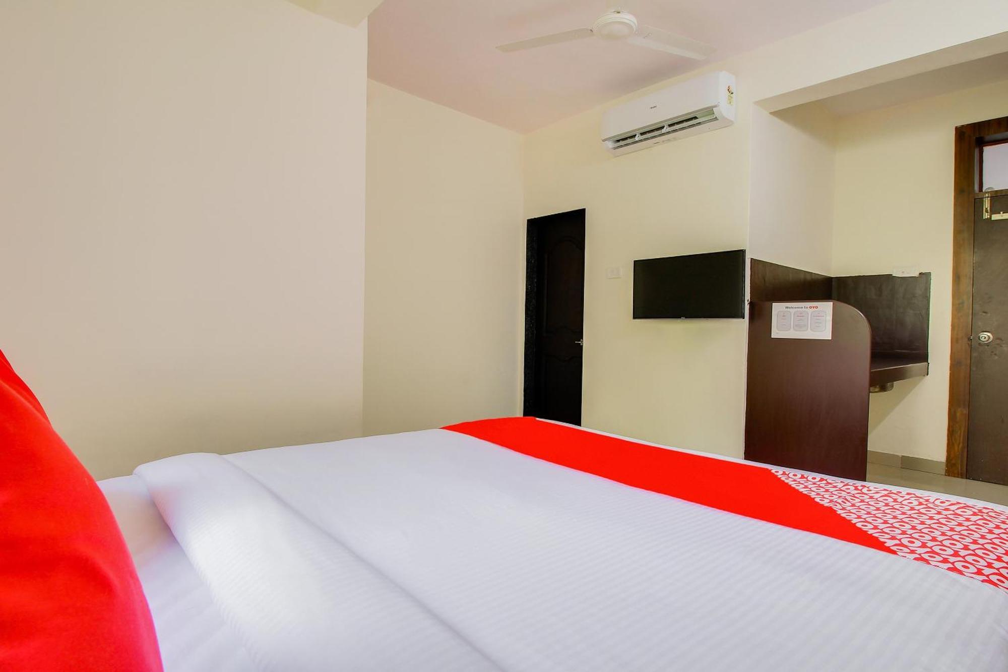 Hotel O Galaxy Near Inox Pune Esterno foto